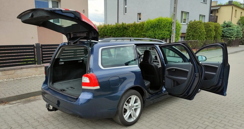 Volvo V70 cena 31300 przebieg: 259000, rok produkcji 2013 z Baranów Sandomierski małe 781